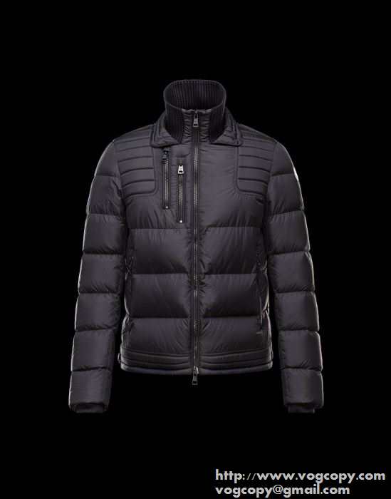 抜群　2015秋冬 moncler モンクレール保温性を高める ダウンジャケット