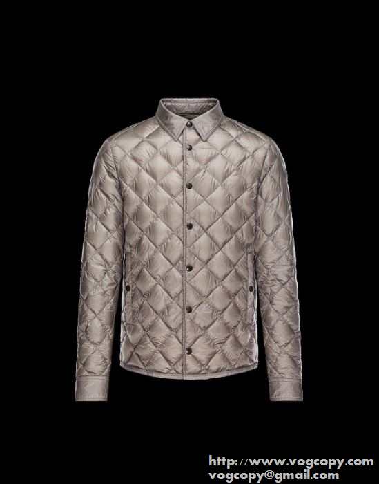 今季活躍　 2015秋冬 moncler モンクレール 存在感のあるダウンジャケット 2色可選