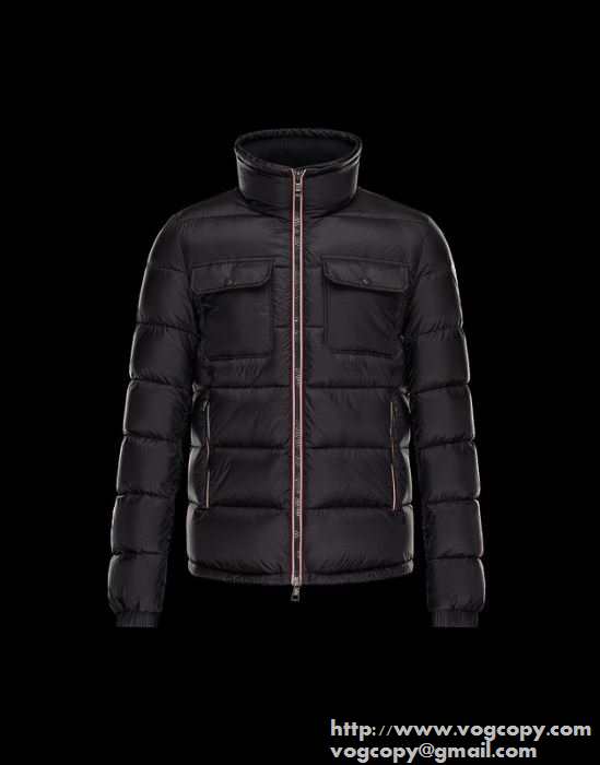 風変わり2015秋冬 MONCLER モンクレール　優秀なアイテム　 ダウンジャケット