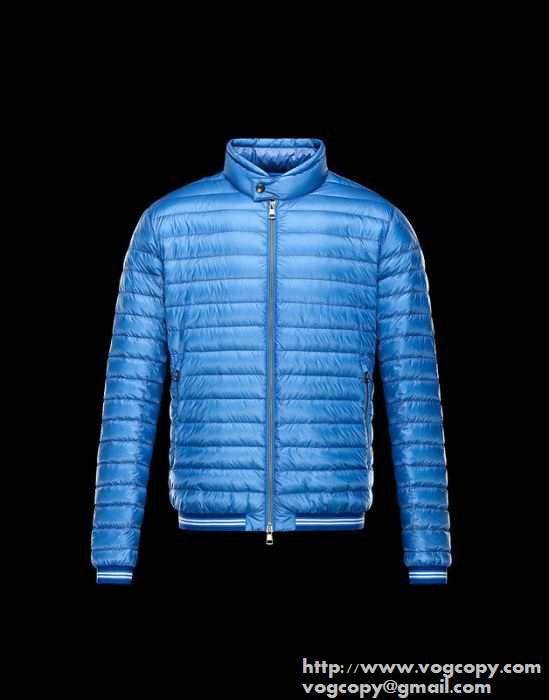 印象的な 2015秋冬 MONCLER モンクレール 落ち着きのあるダウンジャケット  2色可選