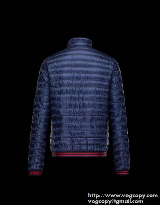 印象的な 2015秋冬 MONCLER モンクレール 落ち着きのあるダウンジャケット  2色可選
