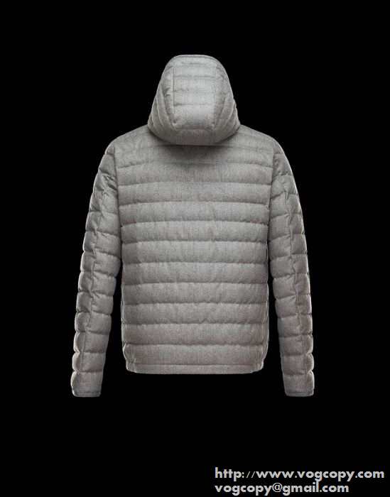 完売品　 2015秋冬 MONCLER モンクレール 最高の保温性に　ダウンジャケット