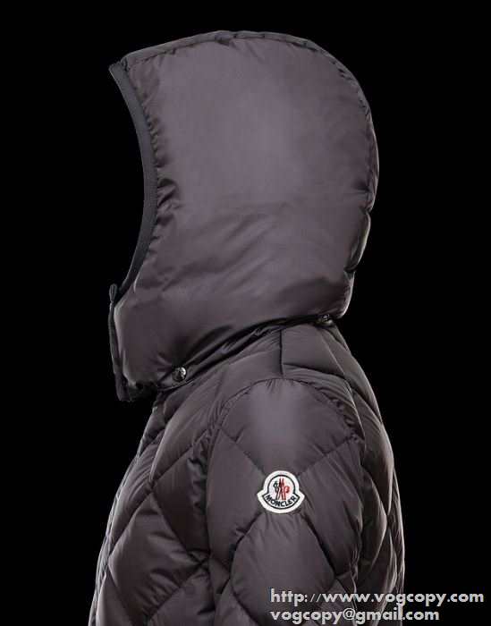 落ち着き感のある 2015秋冬 MONCLER モンクレール 防寒性　ダウンジャケット 3色可選
