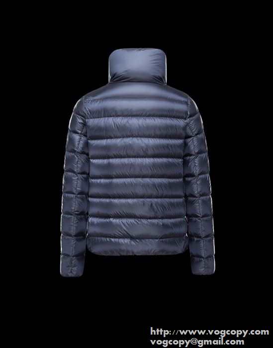 大人な印象 2015秋冬 moncler モンクレール 長く愛用できる　ダウンジャケット