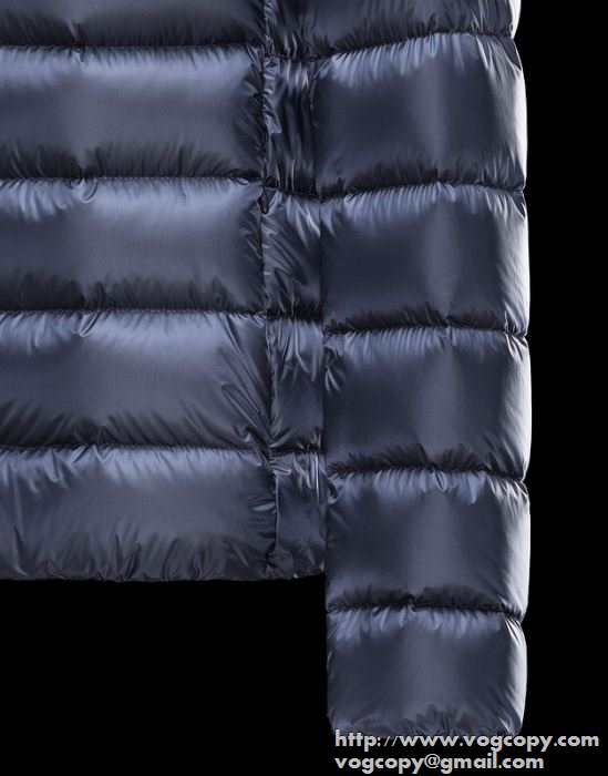 大人な印象 2015秋冬 moncler モンクレール 長く愛用できる　ダウンジャケット