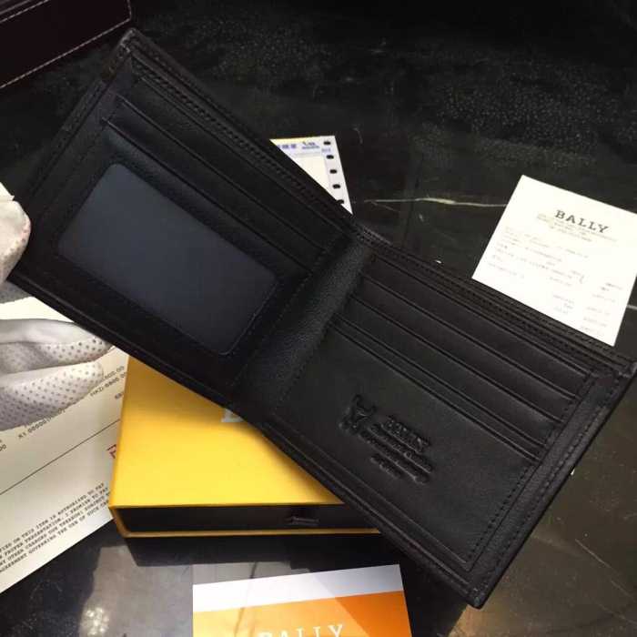 プレゼントに bally 　レブ度満点のバリー 多機能　財布
