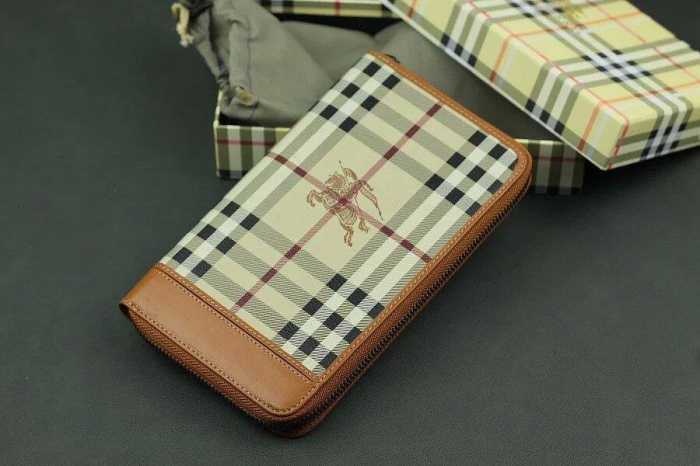 お洒落な burberry バーバリー　 プレゼントに 長財布 5色可選