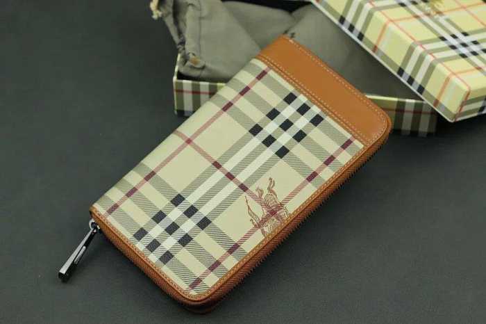 お洒落な burberry バーバリー　 プレゼントに 長財布 5色可選