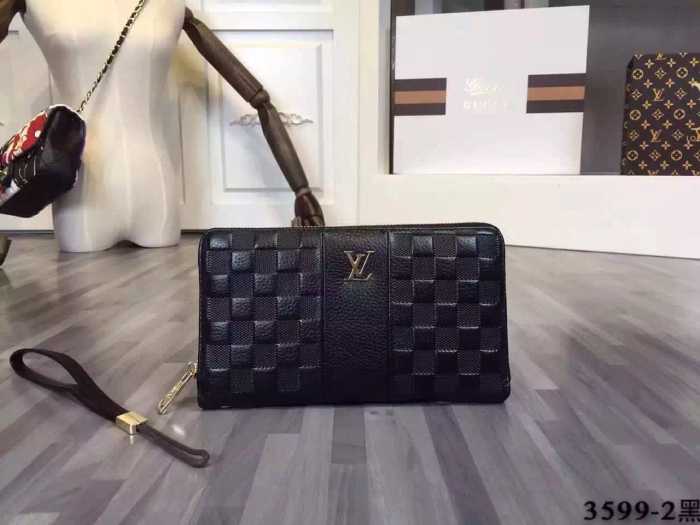 注目　秋冬 louis vuitton ルイ ヴィトン 収納もたっぷりあるビジネスケース