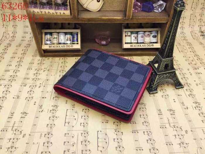 プレゼントに　秋冬 louis vuitton ルイ ヴィトン 魅力的な短財布 3色可選