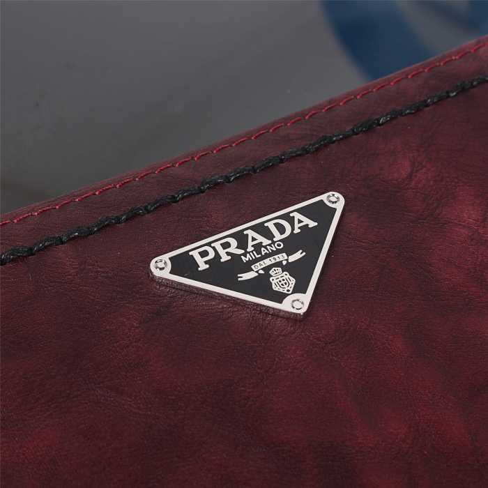 素敵　秋冬 PRADA プラダ 　容量たっぷりでビジネスケース 3色可選