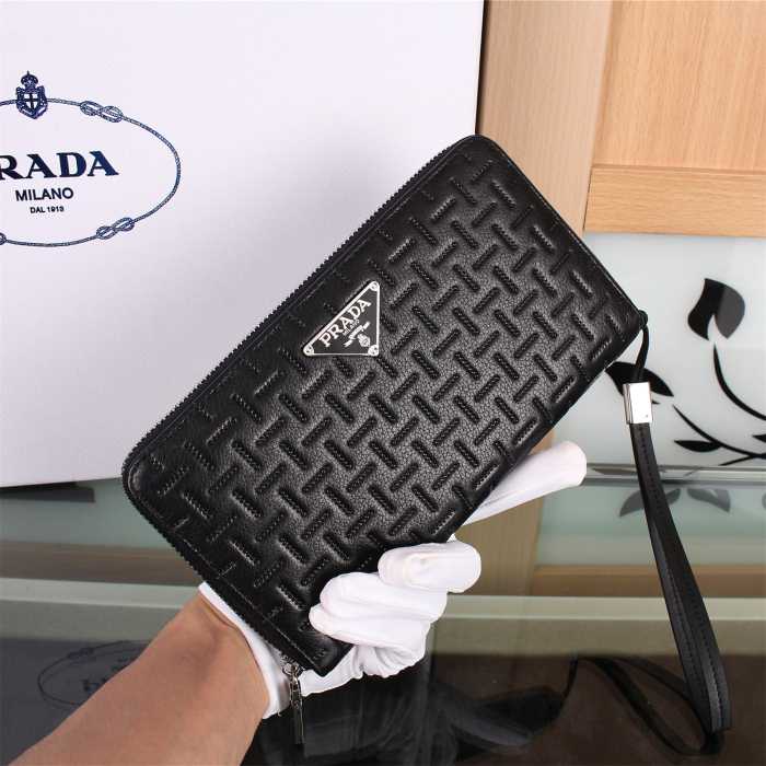 完売品　秋冬 prada プラダ 使いやすさ抜群　ビジネスケース