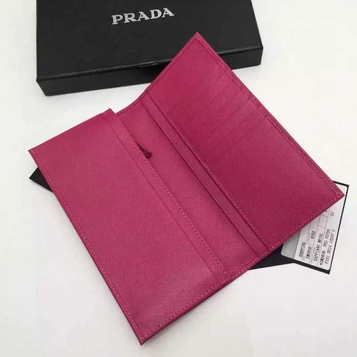 機能も充実している　秋冬 prada プラダ プレゼントに二つ折り財布