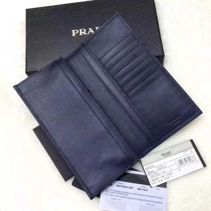 独特な高級感 秋冬 prada プラダ 二つ折り財布 高級感たっぷりなデザイン2色可選