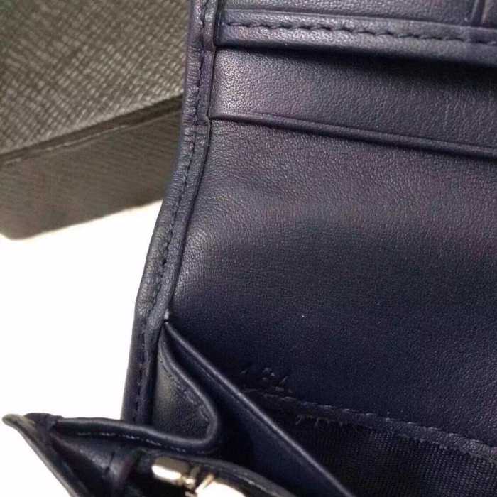 独特な高級感 秋冬 prada プラダ 二つ折り財布 高級感たっぷりなデザイン2色可選