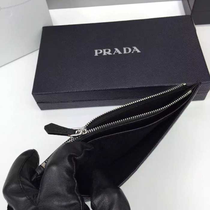 存在感のあるアイテム　秋冬 prada プラダ 快適な着心地　カードケース シンプル 2色可選