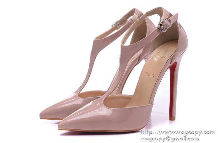 美脚効果　 2015 Christian Louboutinクリスチャンルブタン 大人っぽいパンプス