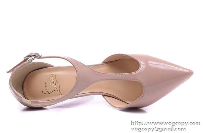 美脚効果　 2015 Christian Louboutinクリスチャンルブタン 大人っぽいパンプス