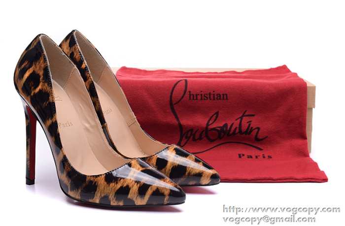 お買い物 2015 Christian Louboutinクリスチャンルブタン 大人っぽくエレガントなパンプス