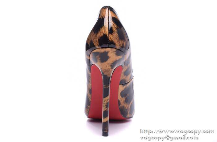 お買い物 2015 Christian Louboutinクリスチャンルブタン 大人っぽくエレガントなパンプス
