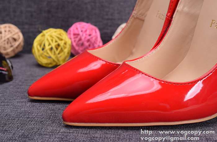 美品 2015 Christian Louboutinクリスチャンルブタン 足長に魅せてくれる　パンプス