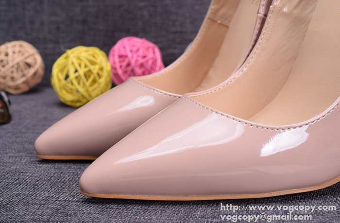 最新アイテム 2015 Christian Louboutinクリスチャンルブタン 収納力抜群　パンプス
