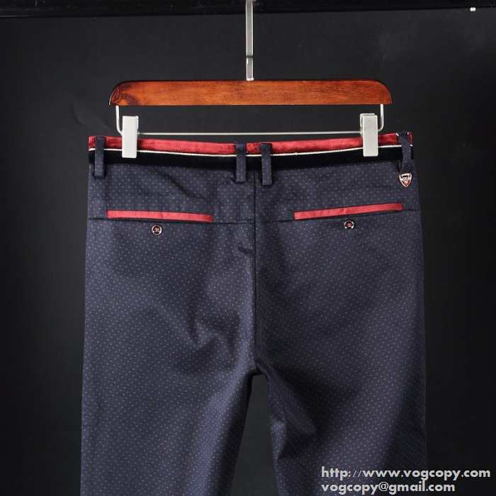 美品！2015 ARMANI アルマーニ 耐久性あるチノパン 2色可選