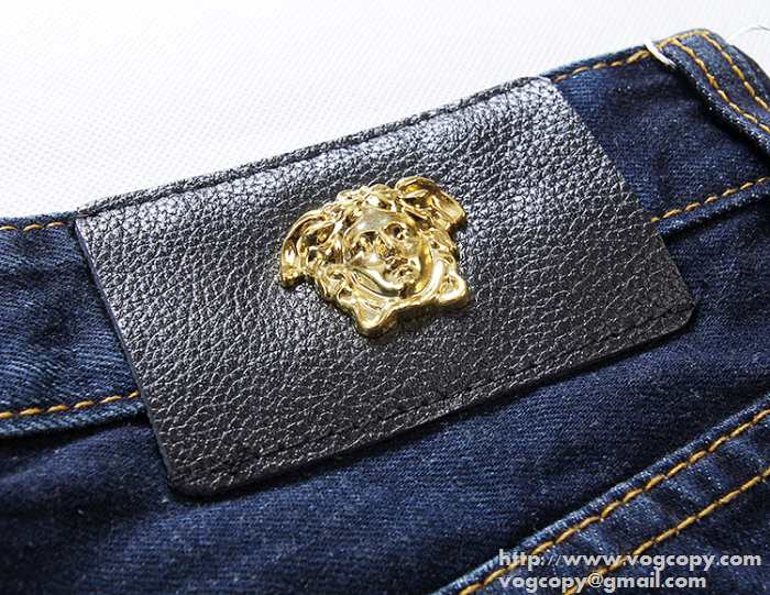 抜群　 2015 VERSACE ヴェルサーチ 便利なアイテム　ジーンズ