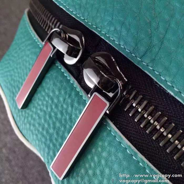 一味違い 2015 Christian Louboutinクリスチャンルブタン 優秀アイテム　リュック