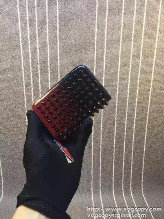 お買い得 2015 Christian Louboutinクリスチャンルブタン 収納力も抜群　財布 ファスナー　カードケース 多色可選択
