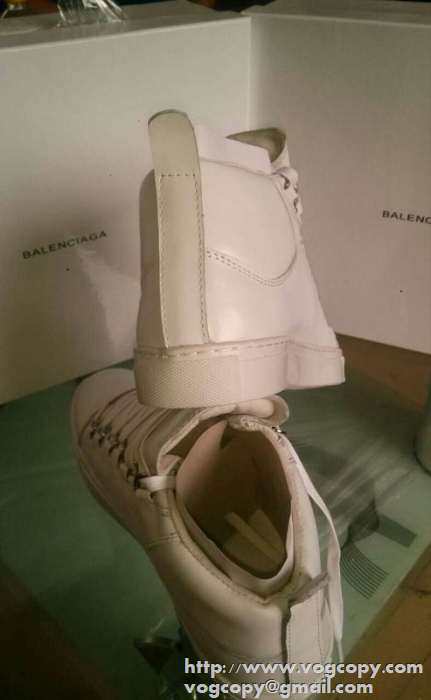 一味違うケーブ！ 2015  BALENCIAGA バレンシアガ ハイカットスニーカー 防臭加工