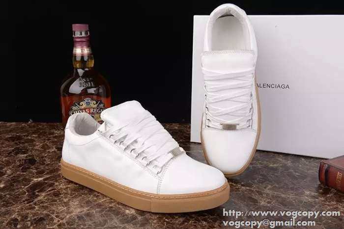 めちゃくちゃお得 2015 BALENCIAGA バレンシアガ ランニングシューズ 抜群のアイテム