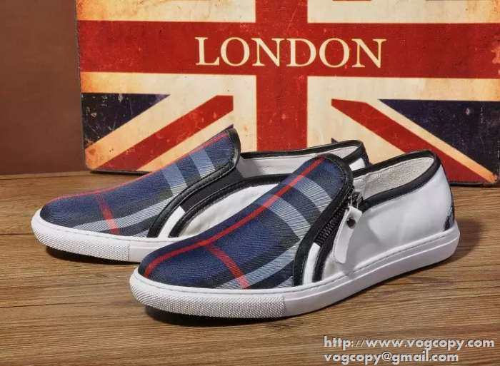 人気を誇る美品！2015 BURBERRY バーバリー カジュアルシューズ 耐摩耗性に優れた