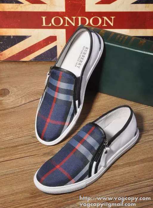 人気を誇る美品！2015 BURBERRY バーバリー カジュアルシューズ 耐摩耗性に優れた