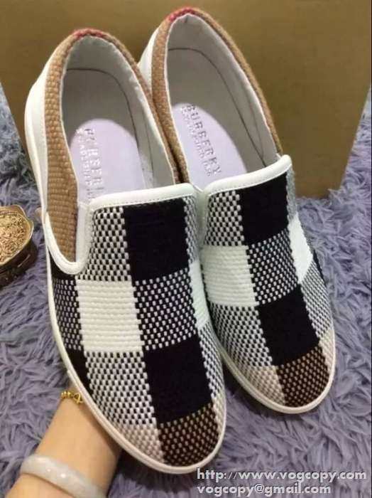 重宝するアイテム　2015 BURBERRY バーバリー カジュアルシューズ 　防臭加工