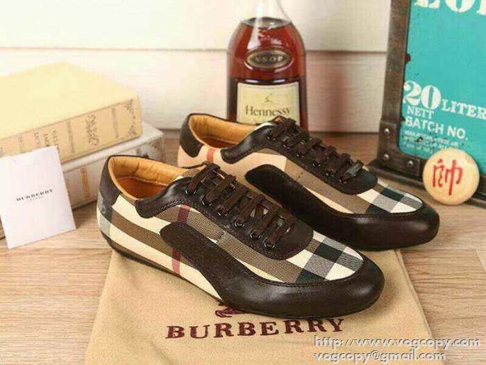 おしゃれっぽい 2015BURBERRY バーバリー ランニングシューズ 個性的なスタイル