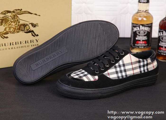 ファッション専門 2015 BURBERRY バーバリー フラットシューズ 　上質な素材