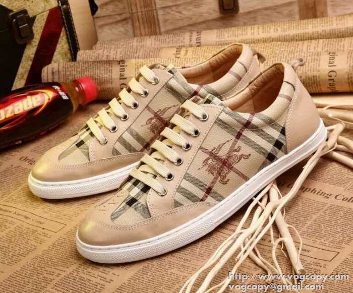 カジュアル特集 2015 BURBERRY バーバリー フラットシューズ 履き心地抜群