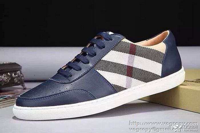 スタイリッシュな印象　2015 BURBERRY バーバリー フラットシューズ 　魅力満点