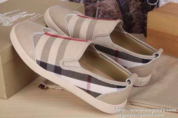 コストパフォーマンス高い 2015 BURBERRY バーバリー スニーカー 紐なし