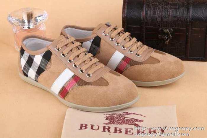 超目玉　2015  BURBERRY バーバリー スニーカー 柔軟性抜群