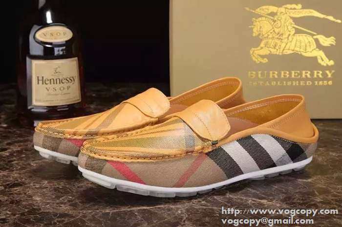 最旬アイテム　2015 BURBERRY バーバリー カジュアルシューズ 柔らかい質感
