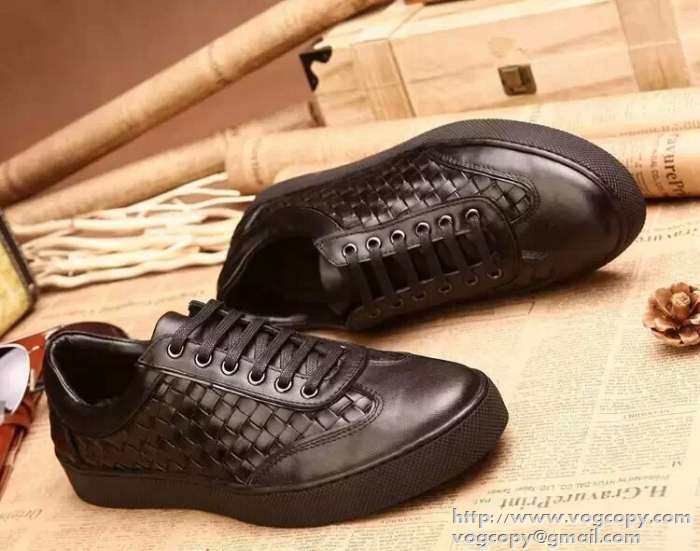 絶大な人気！ 2015 BOTTEGA VENETA ボッテガ ヴェネタ フラットシューズ 透湿、防水素材採用