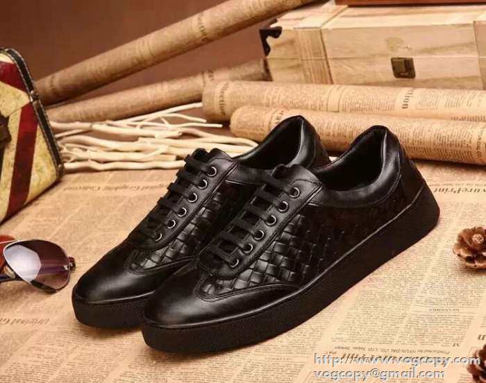 絶大な人気！ 2015 BOTTEGA VENETA ボッテガ ヴェネタ フラットシューズ 透湿、防水素材採用