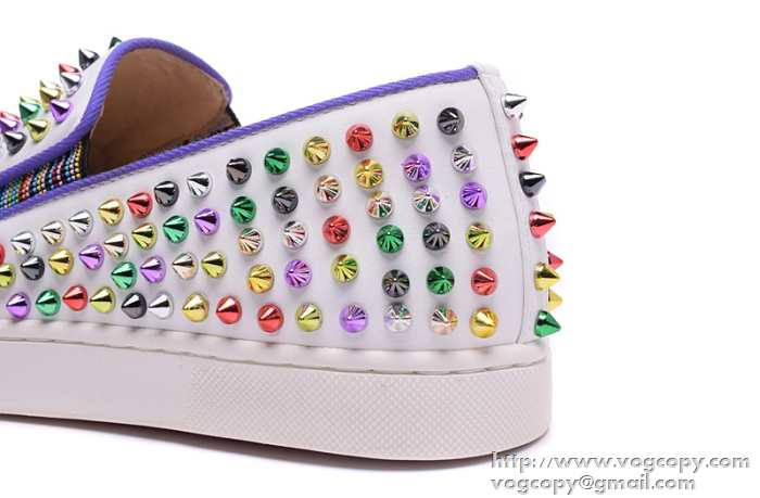 相性抜群　2015 Christian Louboutinクリスチャンルブタン 魅力　フラットシューズ