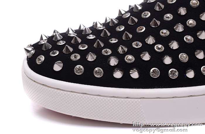 値下げる　2015 Christian Louboutinクリスチャンルブタン 抜群の存在感　フラットシューズ