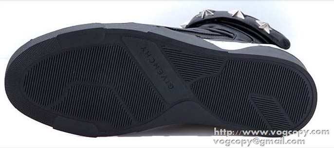 注目度が満点 2015秋冬 GIVENCHY ジバンシー メンズ　レースアップ　上品上質なハイカットスニーカー