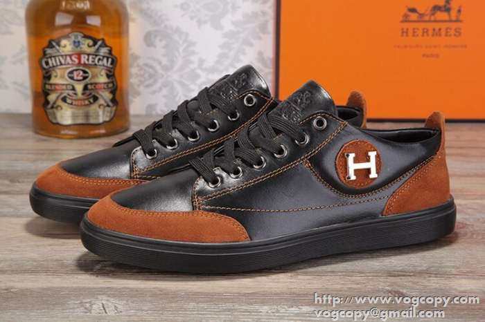 柔らかなで味わい　2015 HERMES エルメス 注目　ランニングシューズ 2色可選
