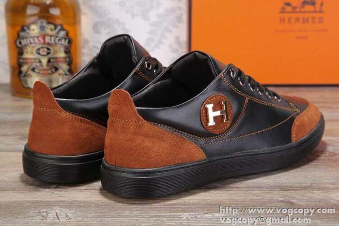 柔らかなで味わい　2015 HERMES エルメス 注目　ランニングシューズ 2色可選