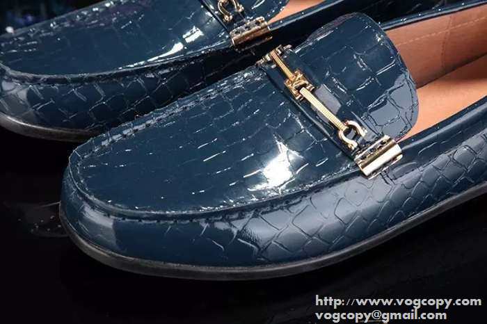 完売　美品　 2015 LOUIS VUITTON ルイ ヴィトン存在感がある　 ビジネスシューズ 2色可選 